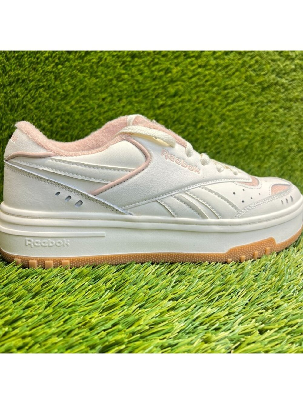 Reebok Club C Double Womens Size 8 Ivory Pink Athletic Leather Shoes Sneakers